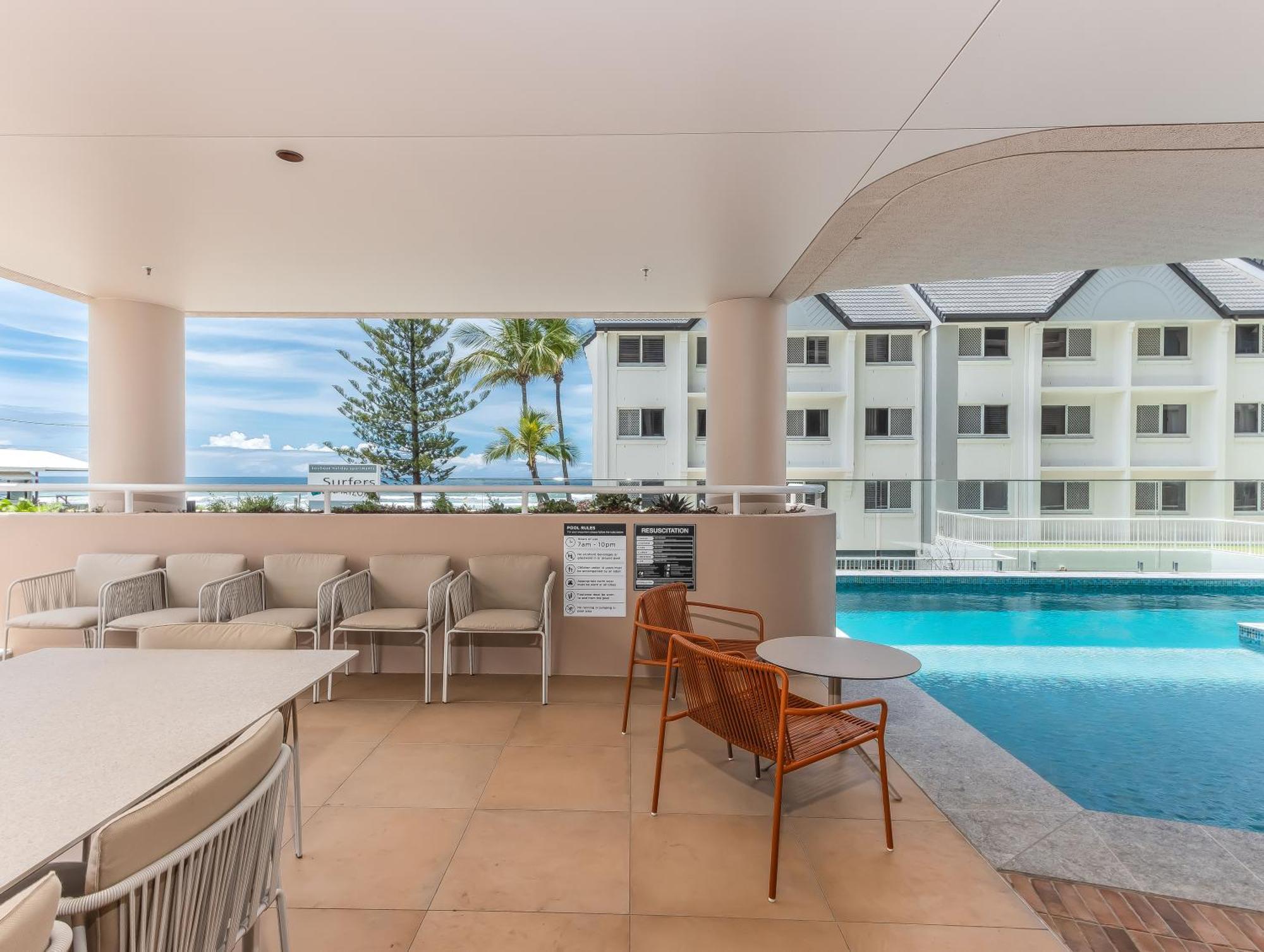 Hemingway Palm Beach - Premium Oceanview Apartments By Burleigh Letting Голд-Кост Экстерьер фото