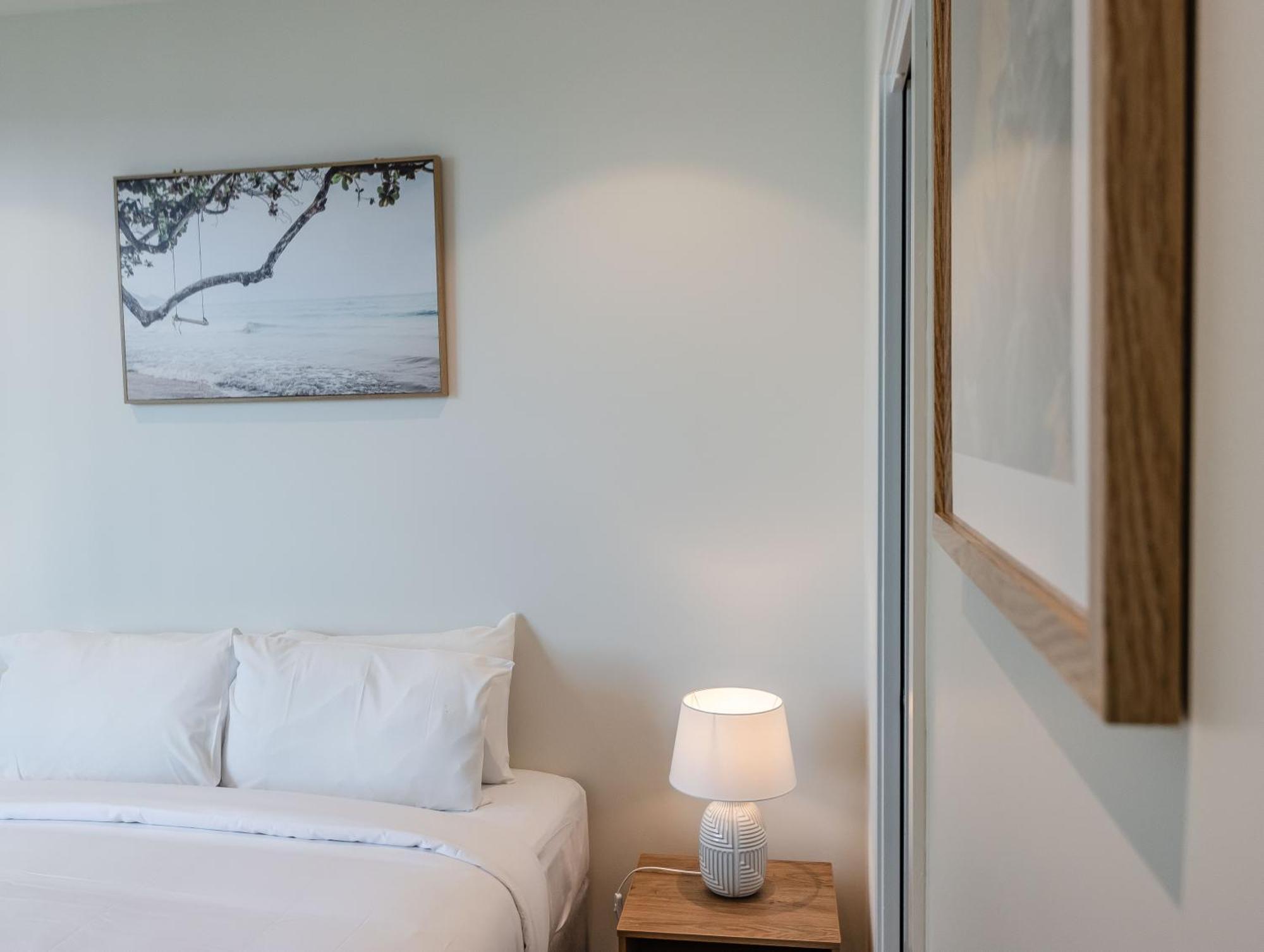 Hemingway Palm Beach - Premium Oceanview Apartments By Burleigh Letting Голд-Кост Экстерьер фото