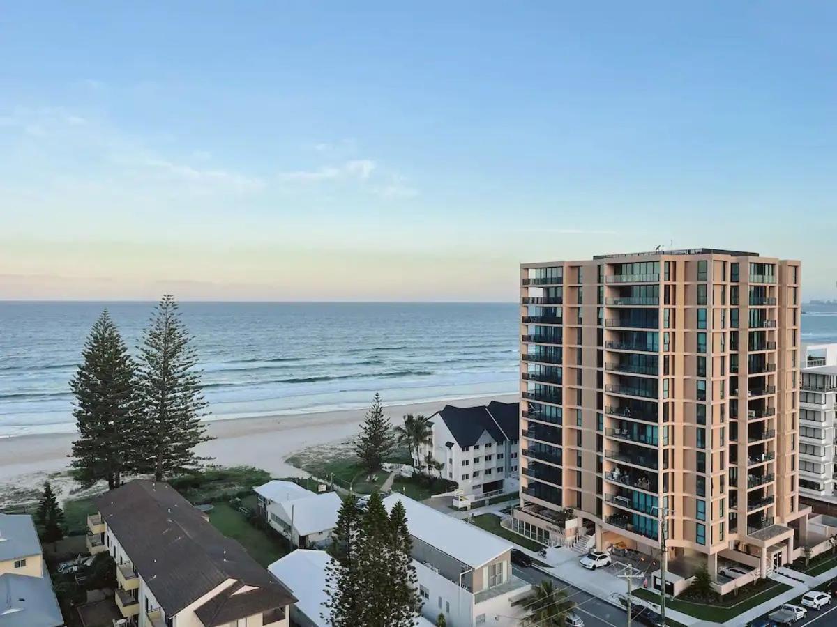 Hemingway Palm Beach - Premium Oceanview Apartments By Burleigh Letting Голд-Кост Экстерьер фото