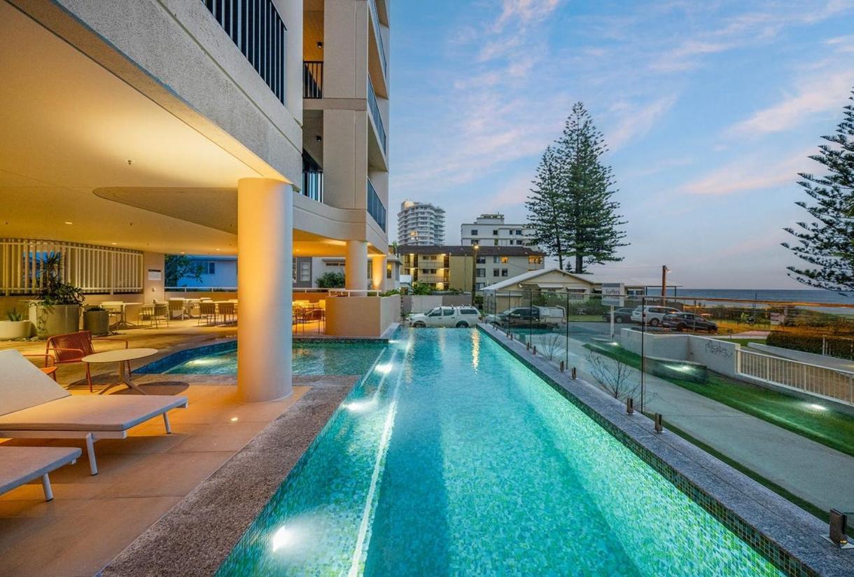 Hemingway Palm Beach - Premium Oceanview Apartments By Burleigh Letting Голд-Кост Экстерьер фото